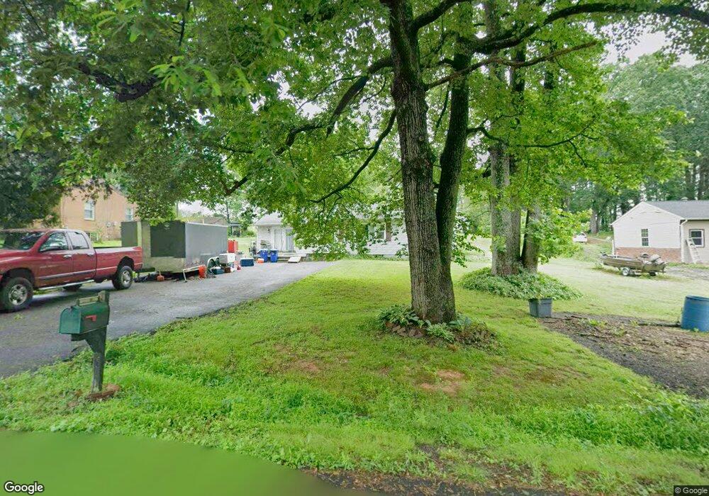 14506 Hamowell St, Manassas, VA 20112 - photo 1