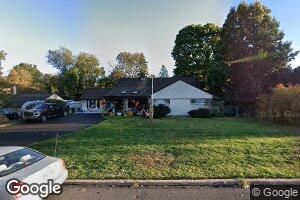 48 Spindletree Rd, Levittown, PA 19056