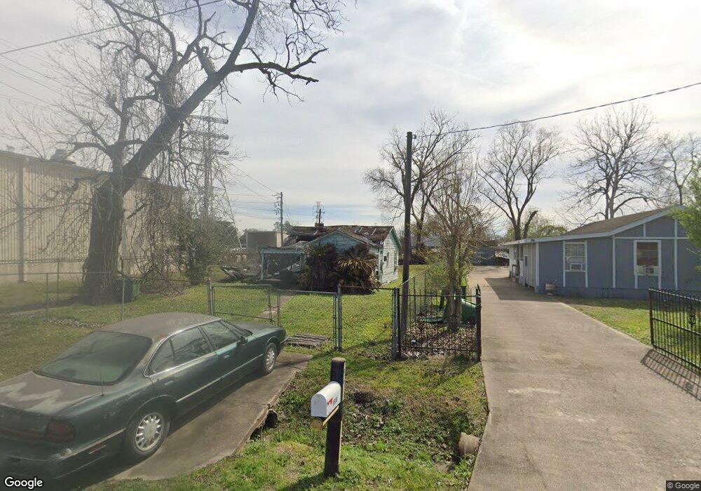 1610 Hendrix St, Houston, TX 77093 - photo 1