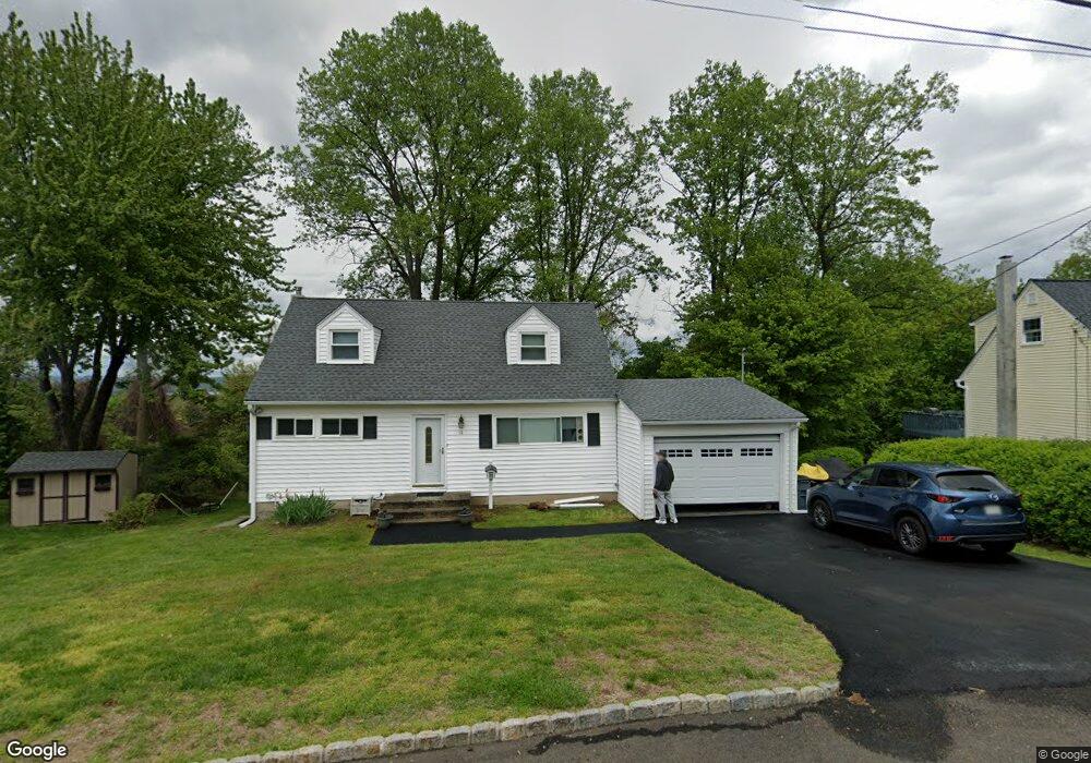 11 Tulip Tree Dr, Garnerville, NY 10923 - photo 1