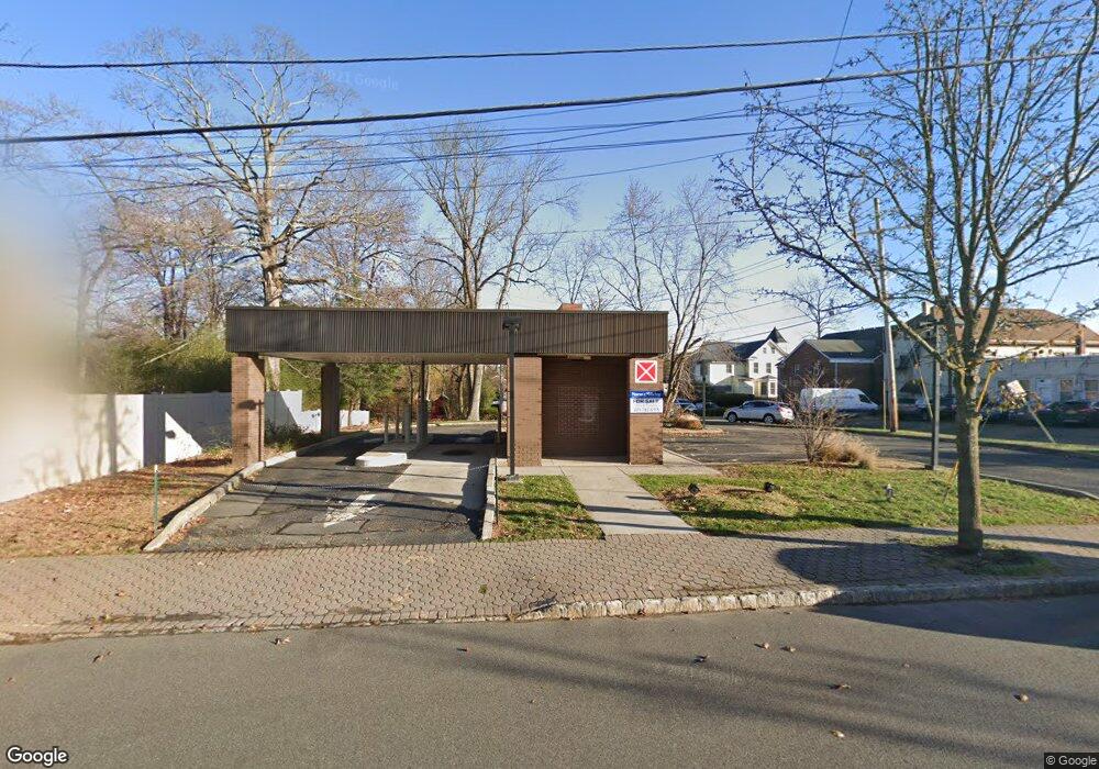 22 Maple St, Allendale, NJ 07401 - photo 1