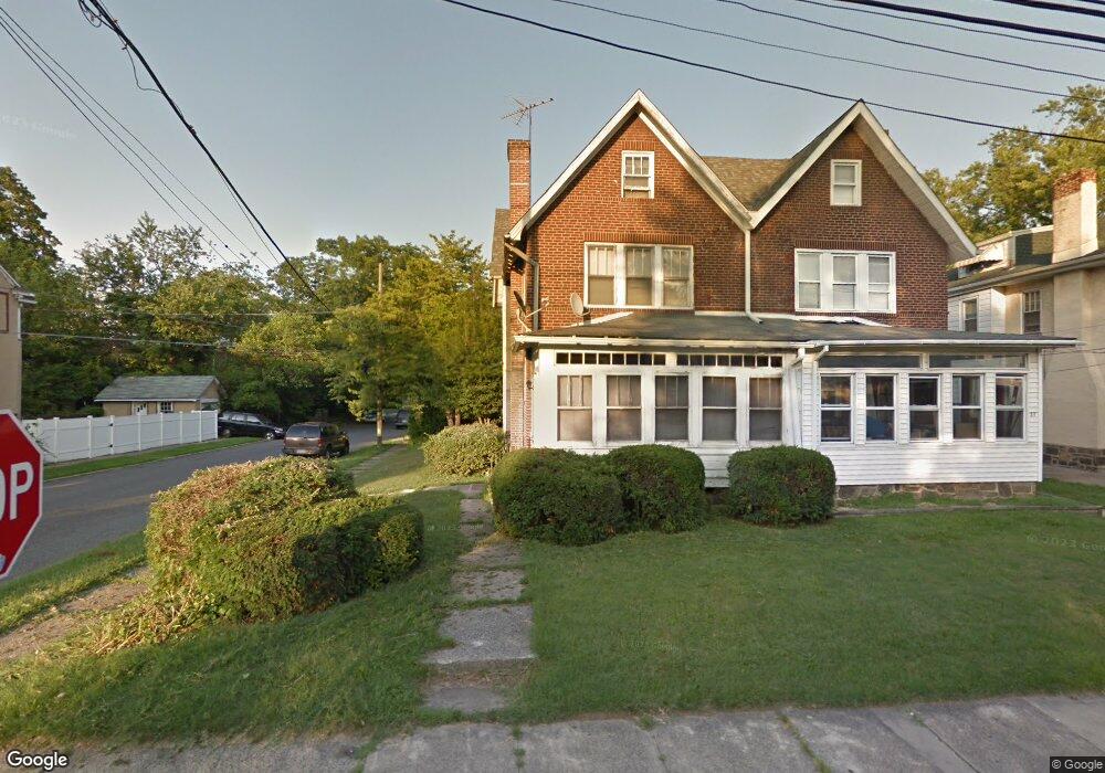 39 E Avon Rd, Brookhaven, PA 19015 - photo 1