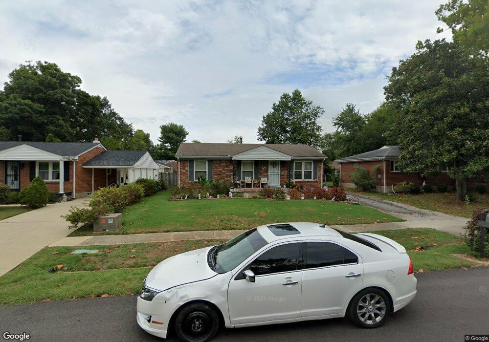 6417 Burlwood Dr, Louisville, KY 40229 - photo 1