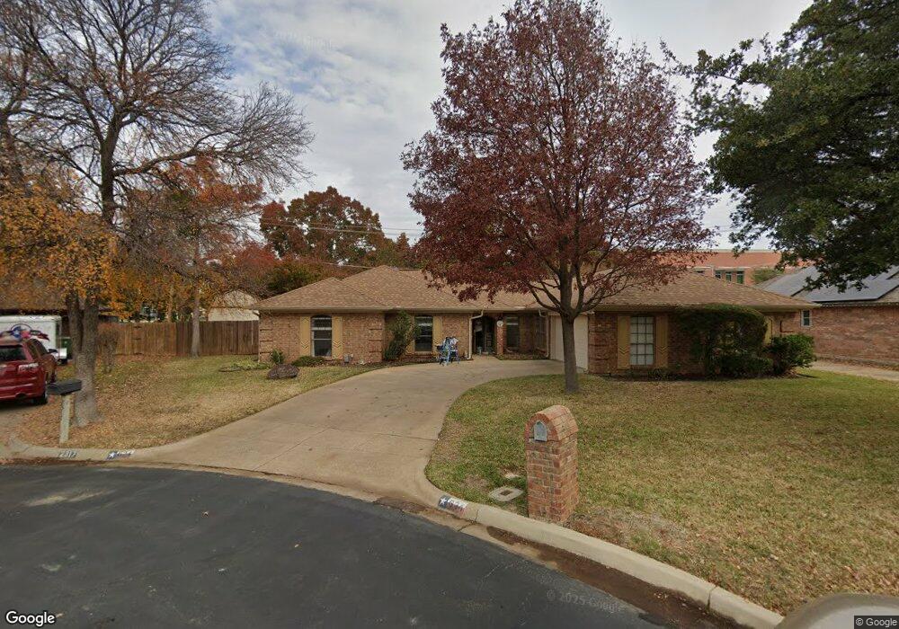 624 Cumberland Dr, Hurst, TX 76054 - photo 1