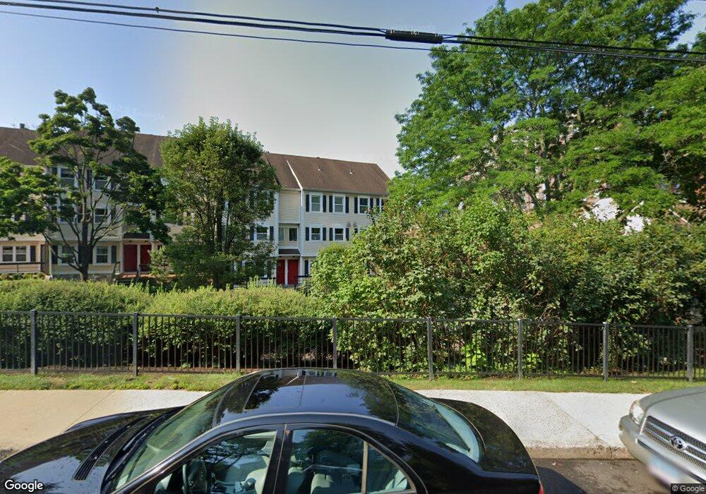 25 Highland Rd, Stamford, CT 06902 - photo 1