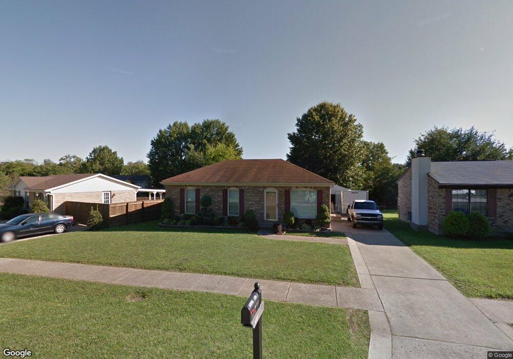 6818 Spourtland Dr, Louisville, KY 40228 - photo 1