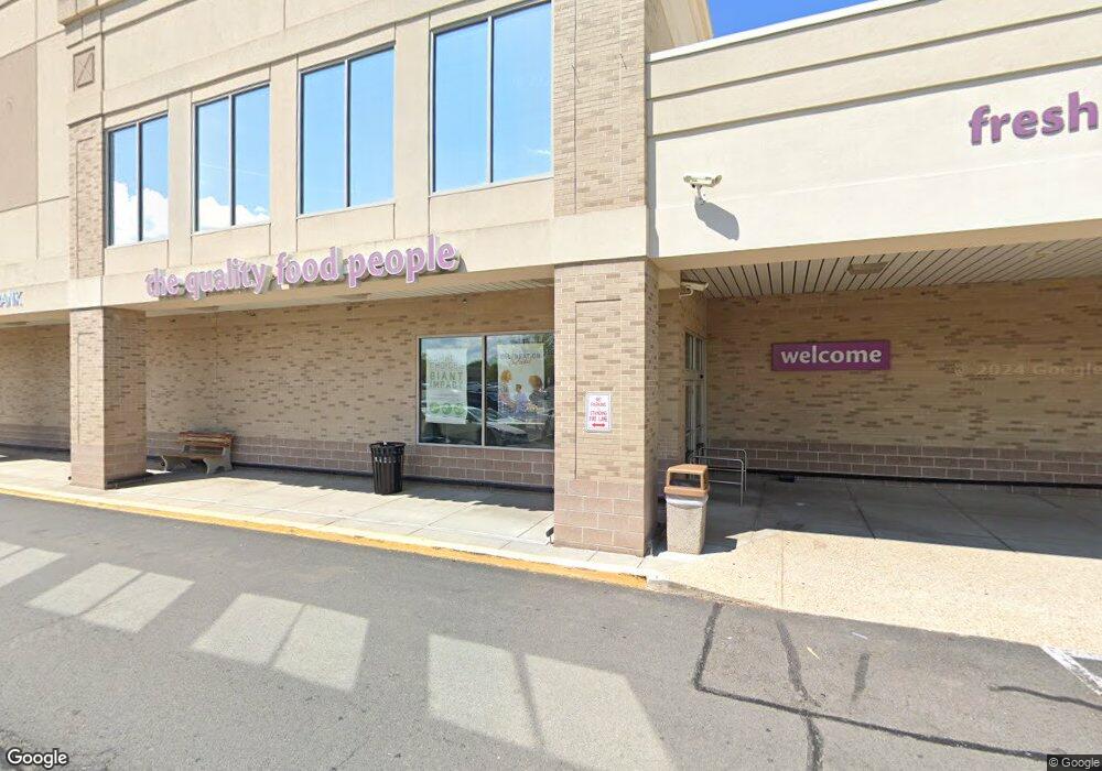 25050 Riding Plaza, Chantilly, VA 20152 - photo 1