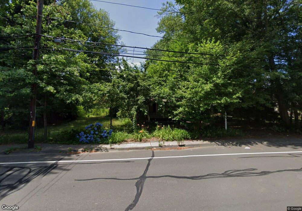 5 Woodland Ave, Bloomfield, CT 06002 - photo 1