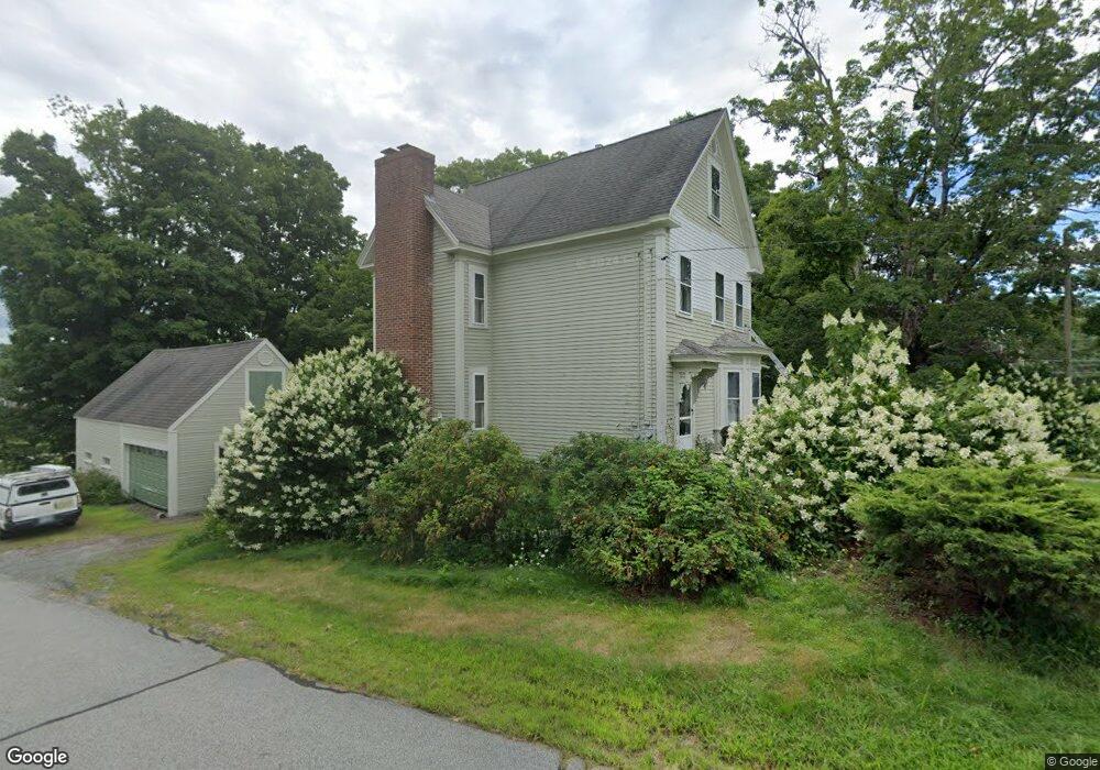 44 Packers Falls Rd, Newmarket, NH 03857 - photo 1