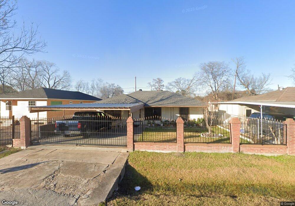 3205 Mooney Rd, Houston, TX 77093 - photo 1