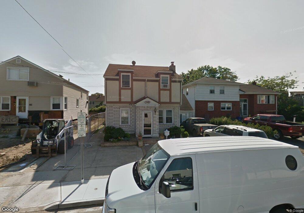 6 Vanderbilt Ave, Island Park, NY 11558 - photo 1