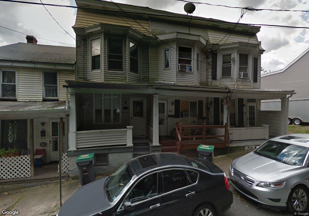 156 1/2 W Spruce St, Tamaqua, PA 18252 - photo 1