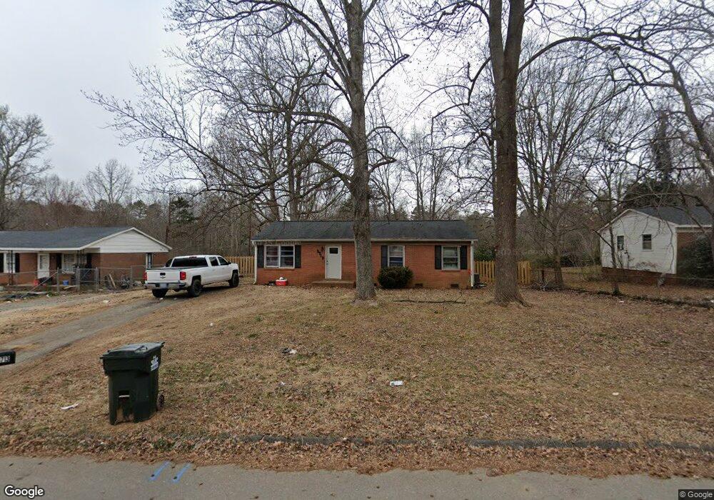 3713 Somerset Dr, Gastonia, NC 28052 - photo 1