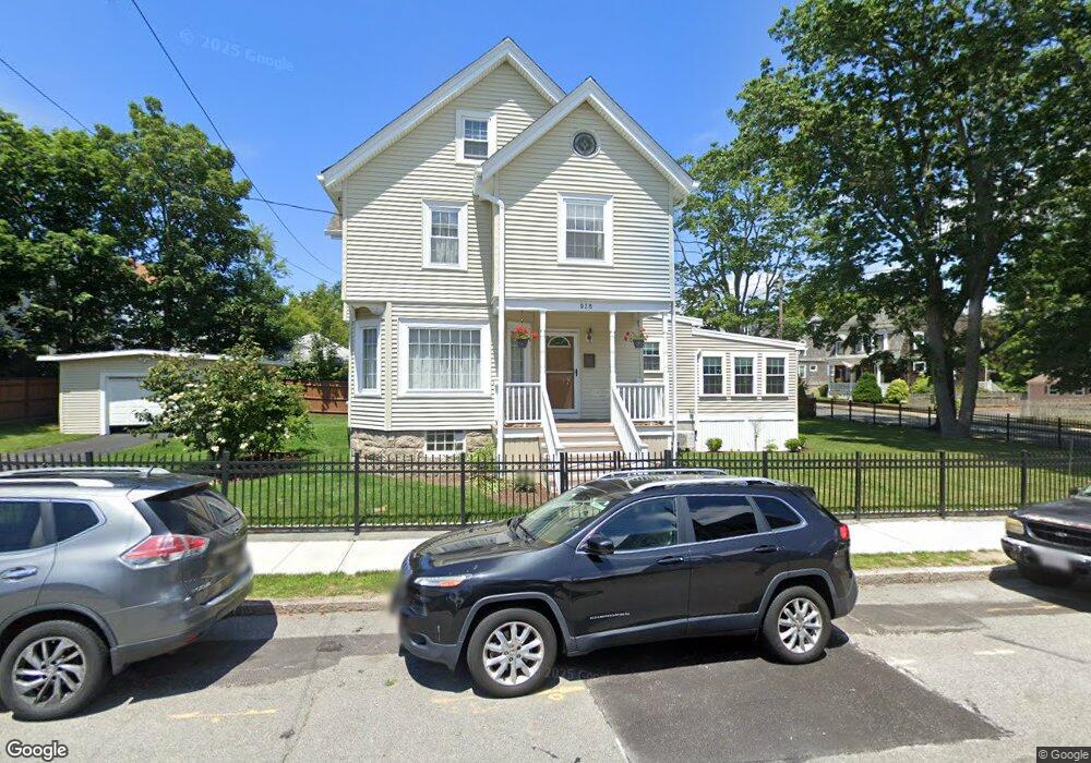 928 Maple St, Fall River, MA 02720 - photo 1