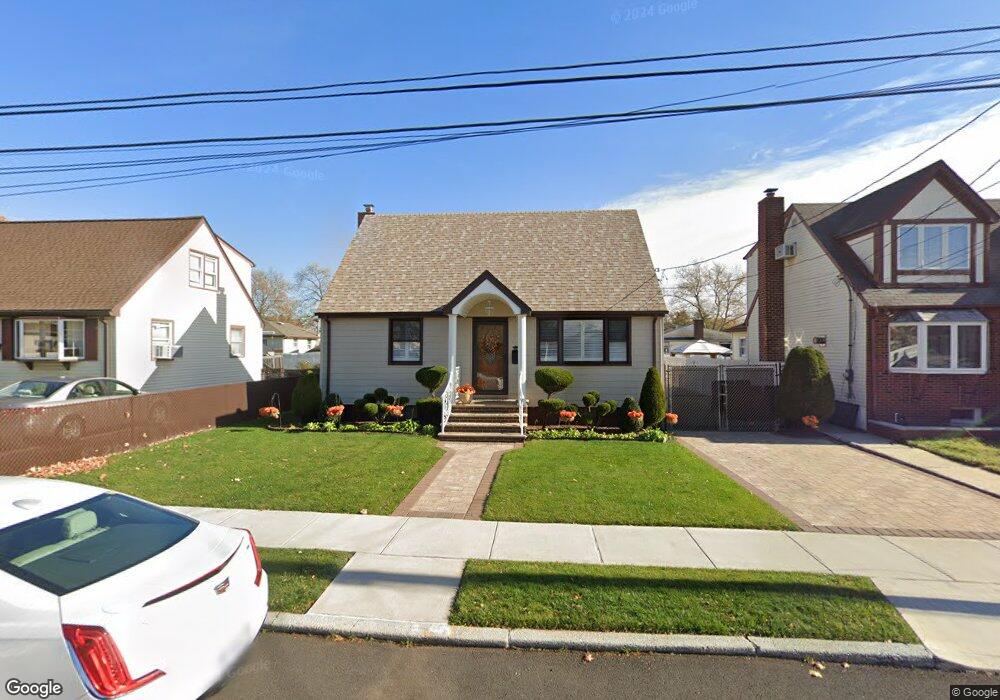 9 Levit Ave, Staten Island, NY 10314 - photo 1