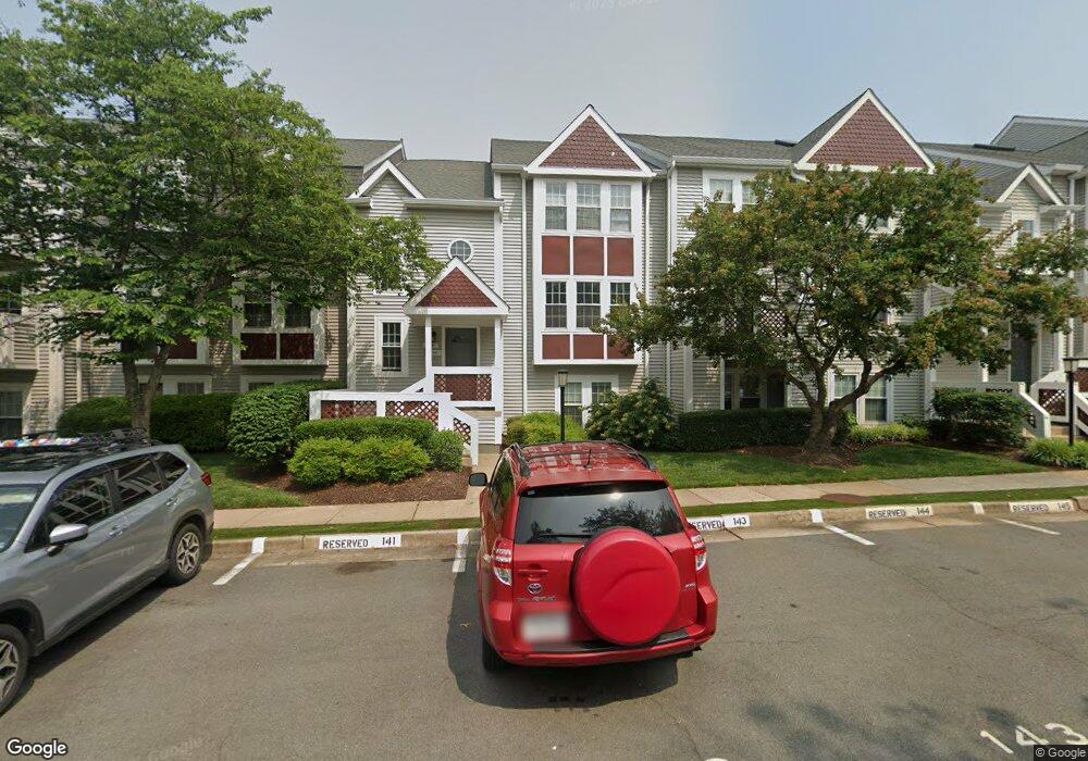 12951 Grays Pointe Road C unit C, Fairfax, VA 22033 - photo 1