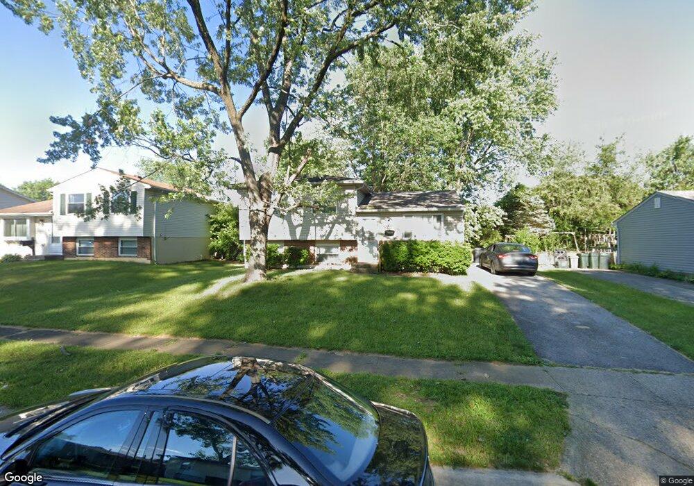 3008 Whitlow Rd, Columbus, OH 43232 - photo 1