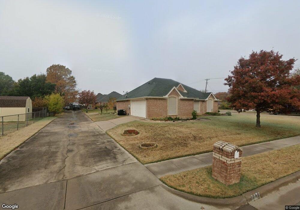 7451 Stonybrooke Dr, North Richland Hills, TX 76182 - photo 1