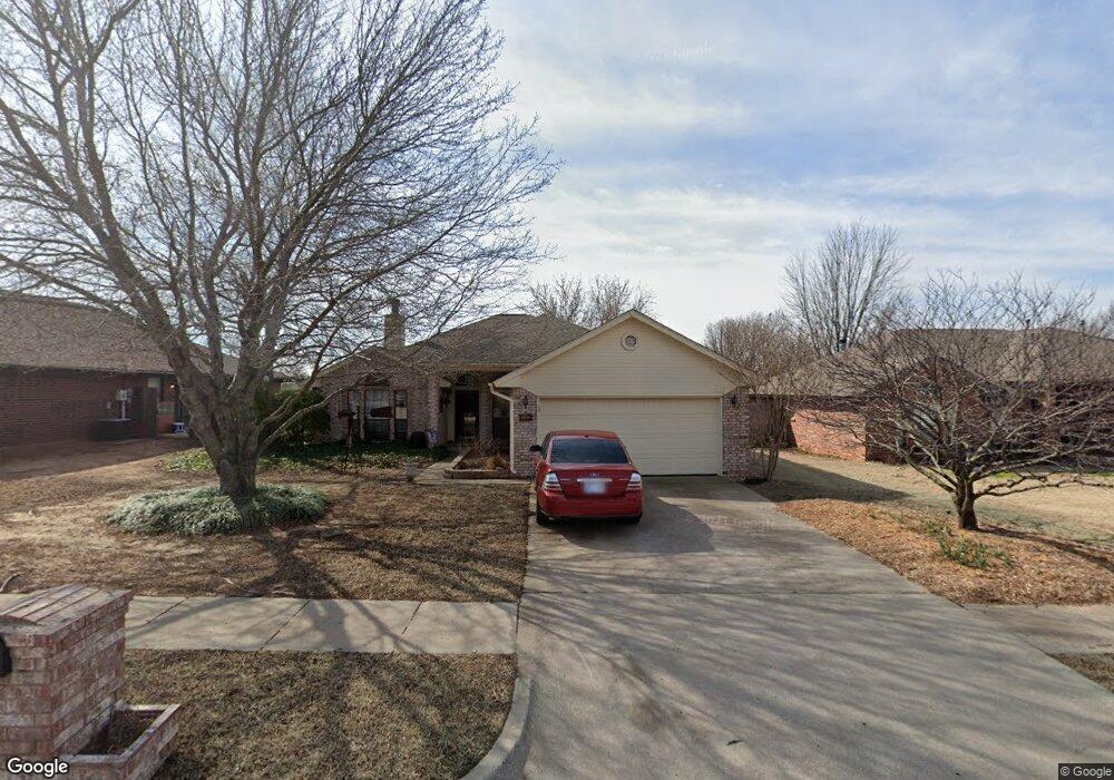612 Verreaux Dr, Norman, OK 73072 - photo 1