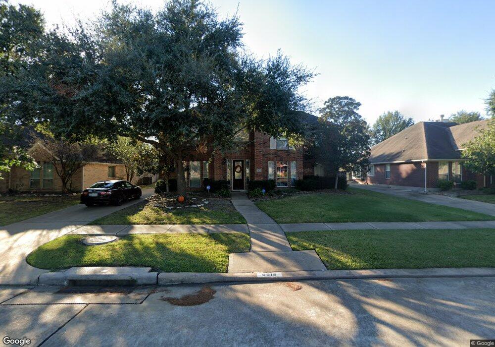 9019 Sunny Ridge Dr, Houston, TX 77095 - photo 1