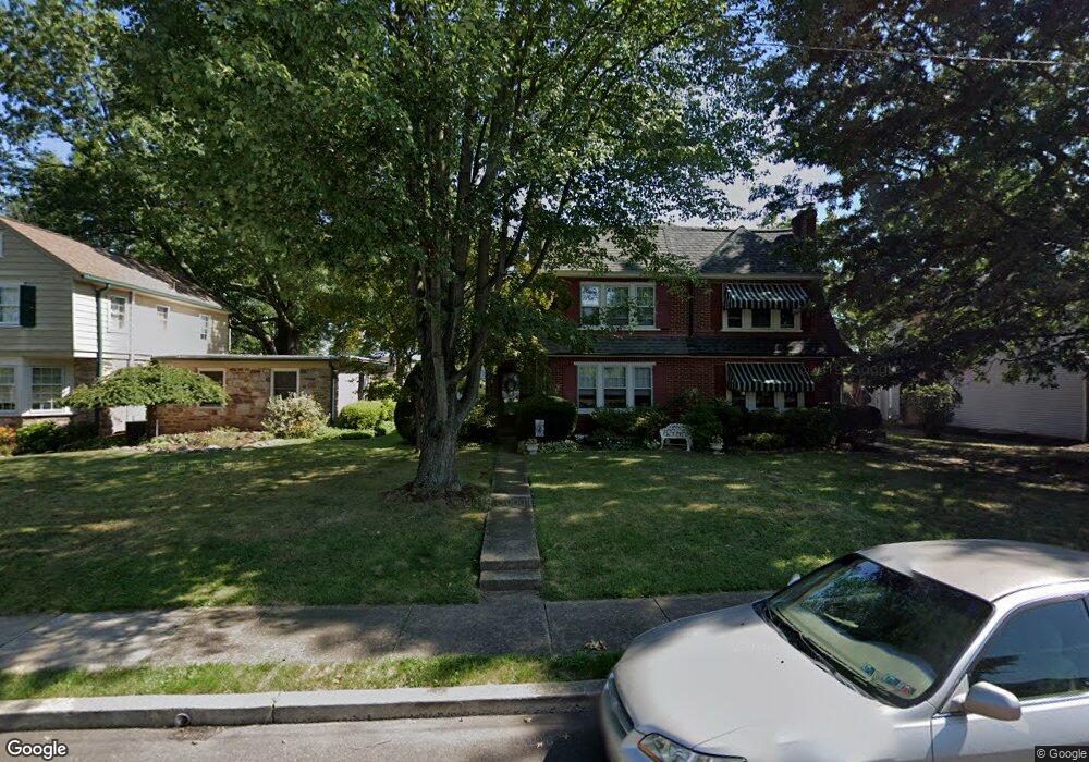 913 York Ave, Lansdale, PA 19446 - photo 1