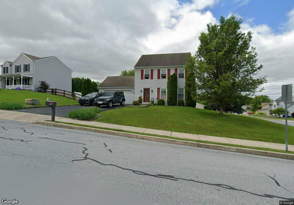 266 N 6th St, Womelsdorf, PA 19567 - photo 1