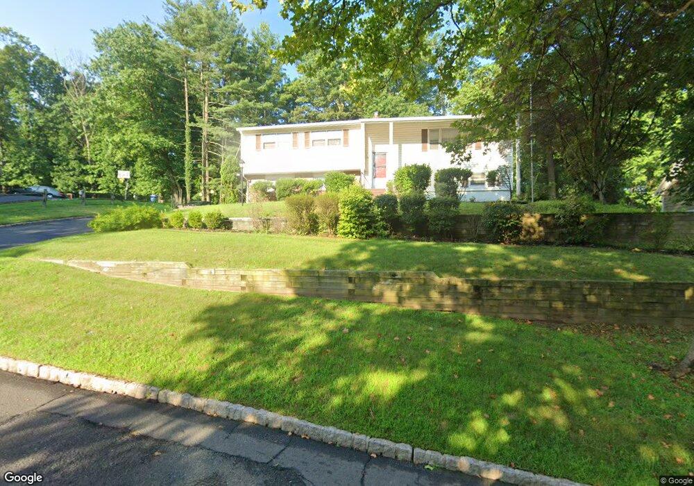 189 Chipmunk Hill, Mountainside, NJ 07092 - photo 1