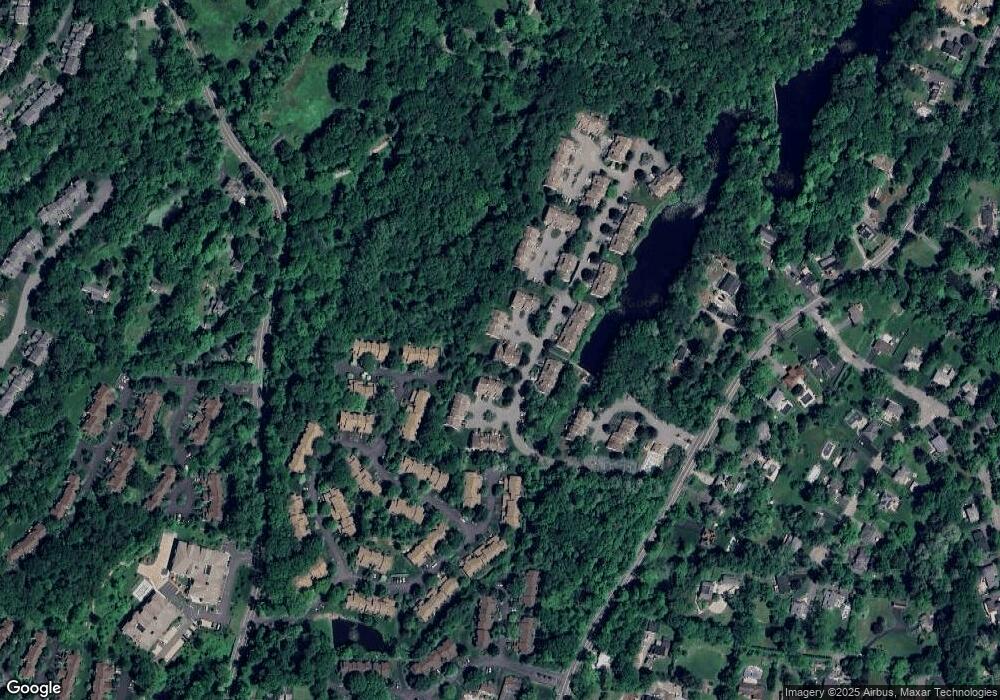 26 Spring Pond Dr, Ossining, NY 10562 - photo 1