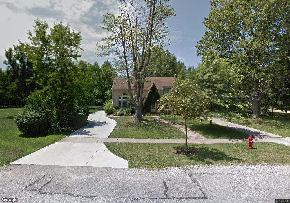 8392 Mapleway Dr, Olmsted Falls, OH 44138 - photo 1