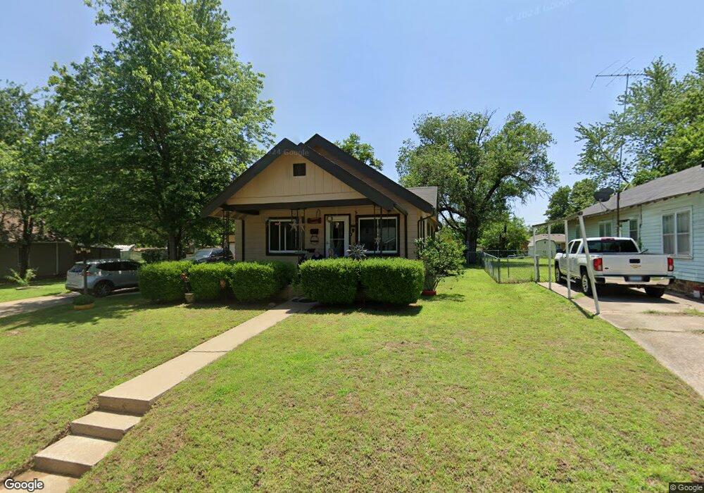 1231 E Cherry St, Cushing, OK 74023 - photo 1