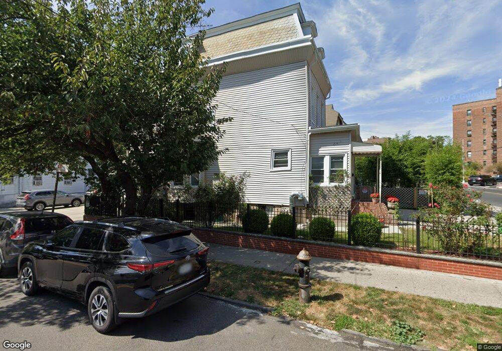 41-80 Parsons Blvd, Flushing, NY 11355 - photo 1