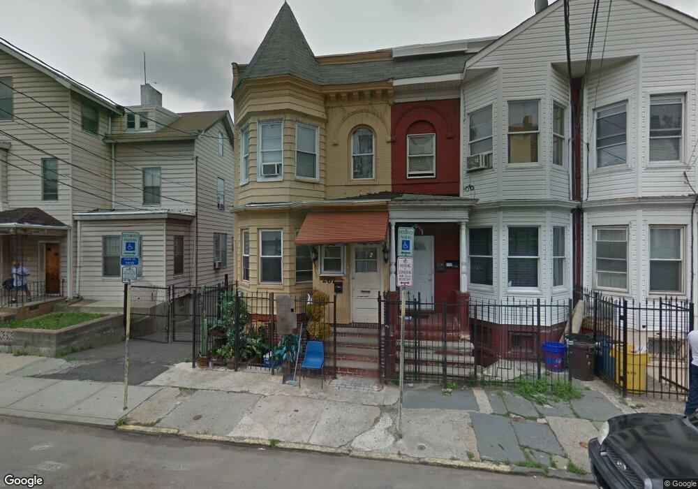 267 Garside St unit 267 Garside St, Newark, NJ 07104 - photo 1