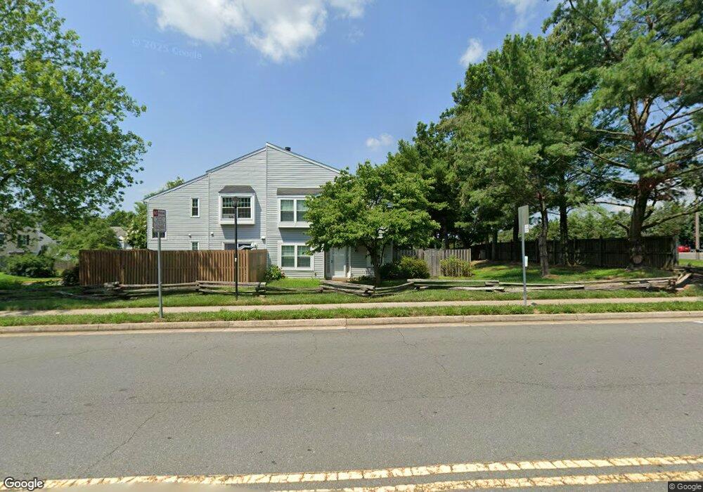 14002A Grumble Jones Ct, Centreville, VA 20121 - photo 1