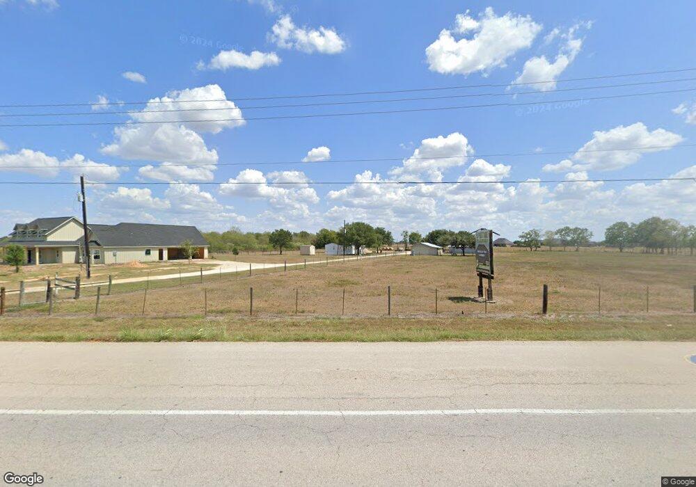 10717 Highway 36, Needville, TX 77461 - photo 1