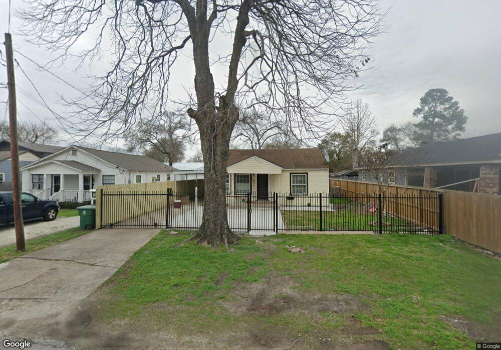 231 Neyland St, Houston, TX 77022 - photo 1