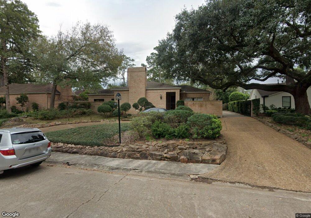 10207 Briar Dr, Houston, TX 77042 - photo 1