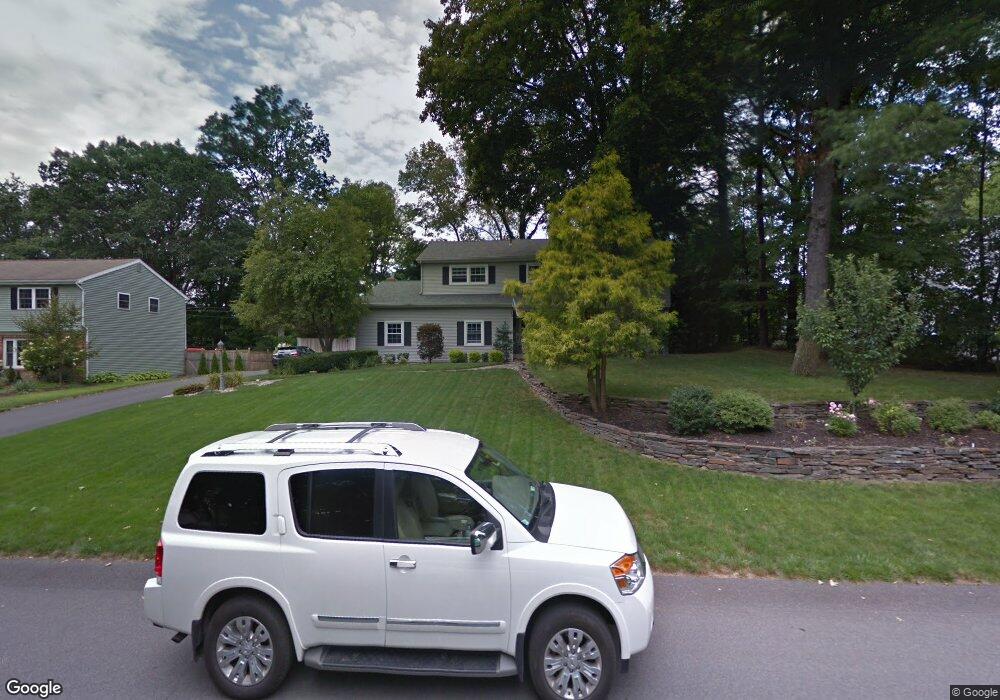 849 Worcester Dr, Schenectady, NY 12309 - photo 1