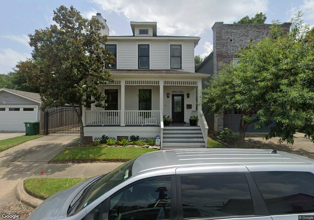 214 Aurora St, Houston, TX 77008 - photo 1