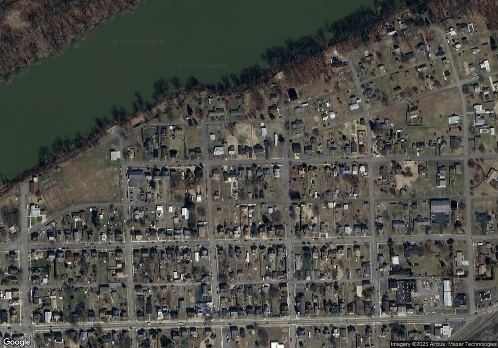 716 1st St, Nescopeck, PA 18635 - photo 1