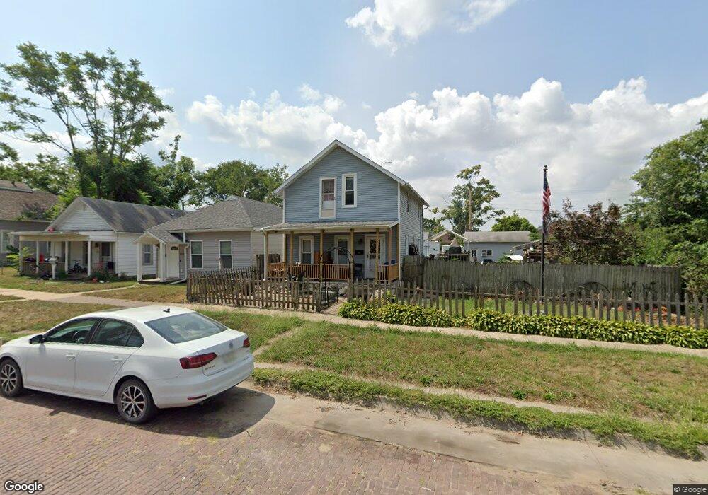 1017 9th St SE, Cedar Rapids, IA 52401 - photo 1