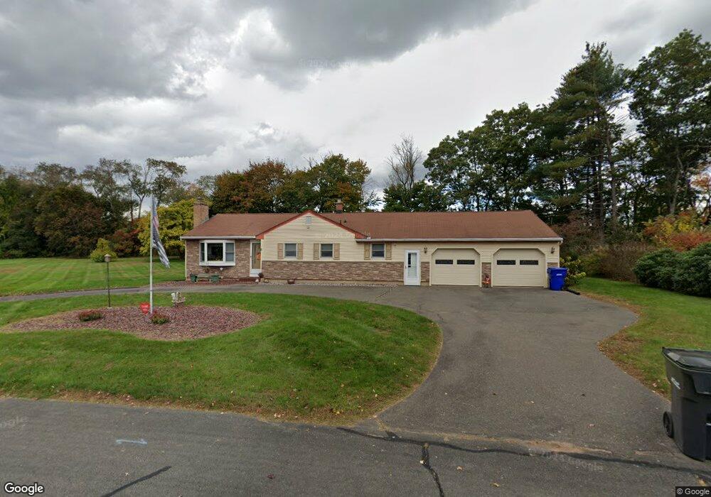 6 Crescent Cir, Ellington, CT 06029 - photo 1