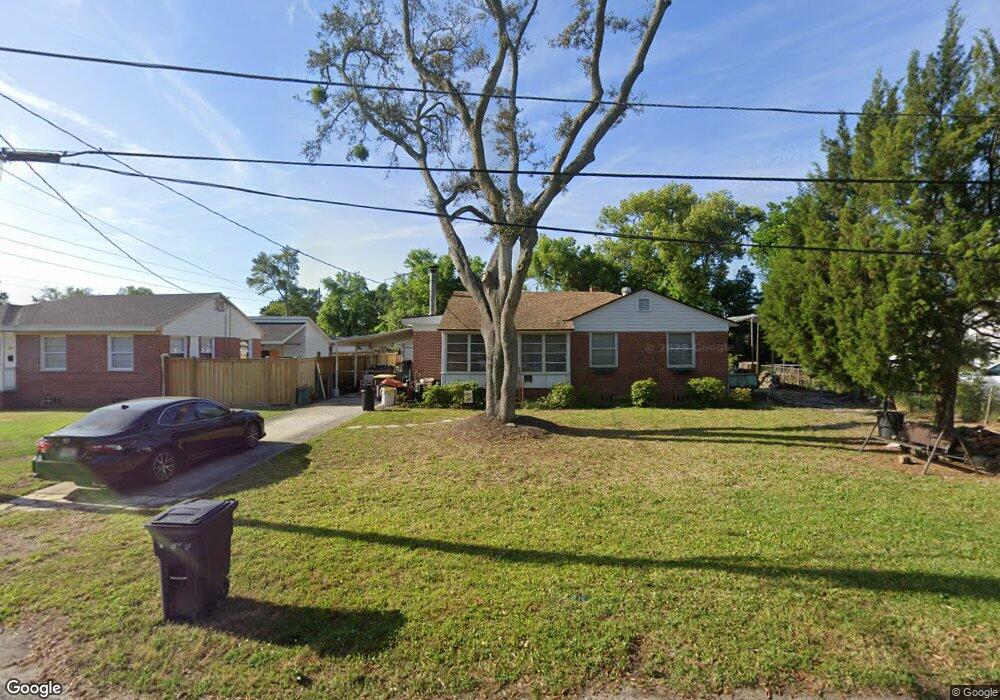 4512 Birkenhead Rd, Jacksonville, FL 32210 - photo 1