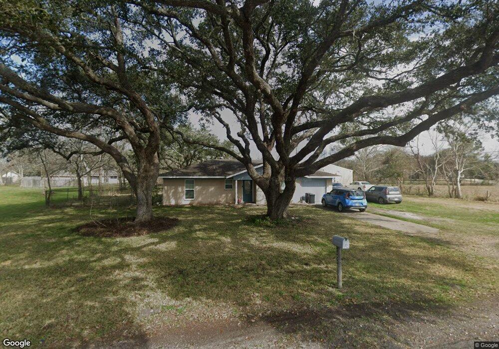15927 Candy Cane Ln, Alvin, TX 77511 - photo 1