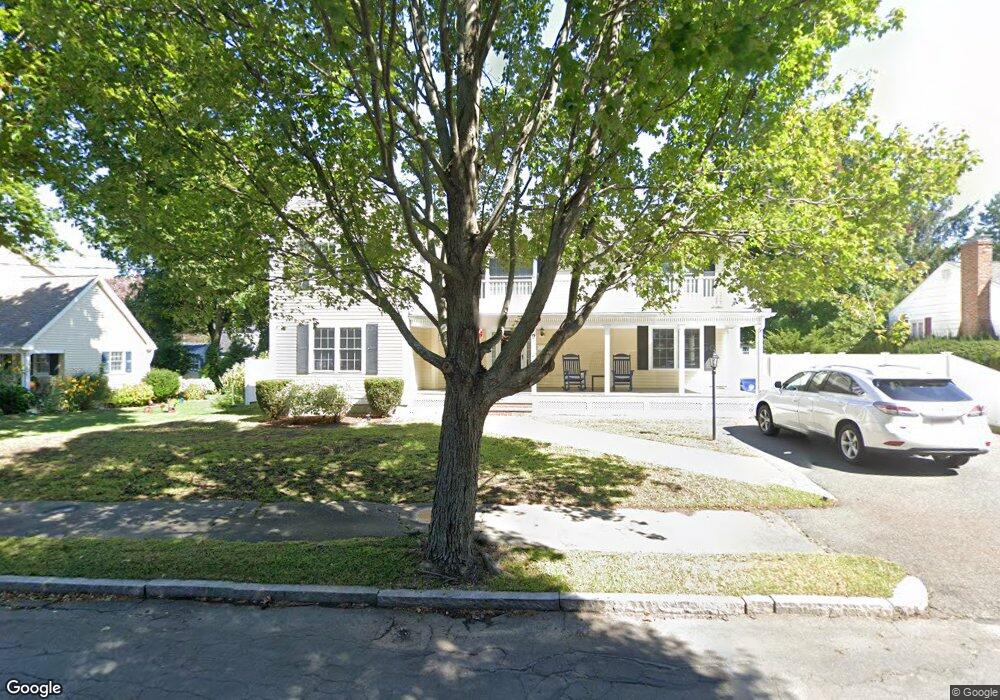 9 Hancock Rd, Wakefield, MA 01880 - photo 1