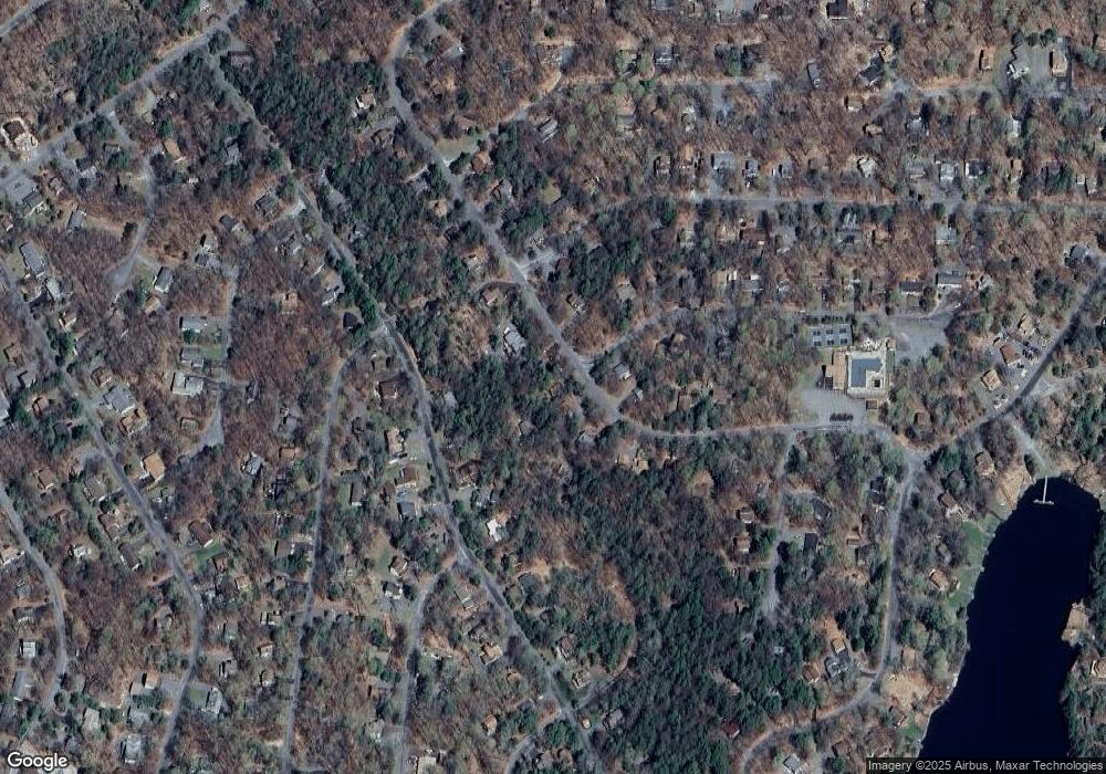 1037 Red Hawk Dr, Lake Ariel, PA 18436 - photo 1