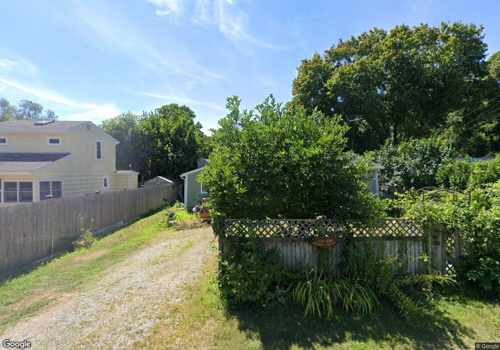 36 Maple St, Wakefield, RI 02879 - photo 1