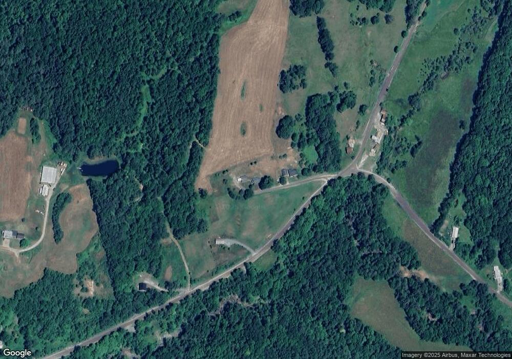 82 Weston Dr, Saint Johnsbury, VT 05819 - photo 1