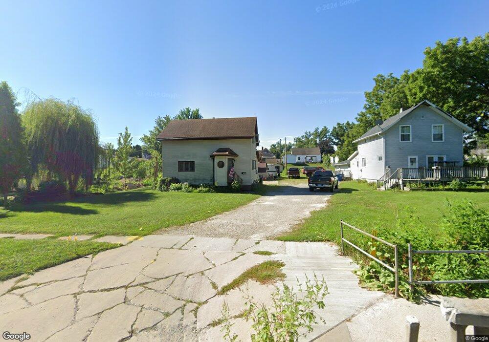1408 W State St, Marshalltown, IA 50158 - photo 1