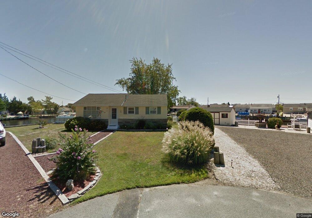 114 E Thames Rd, Little Egg Harbor Township, NJ 08087 - photo 1