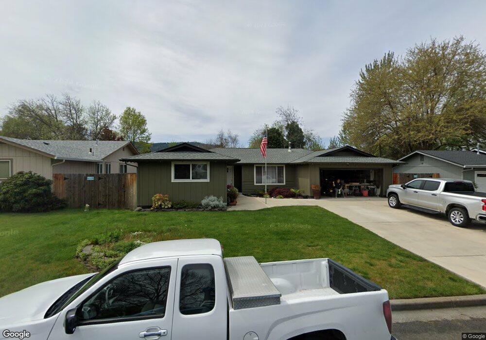 117 Donna Way, Central Point, OR 97502 - photo 1